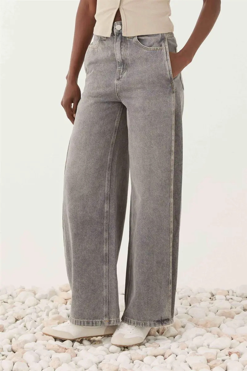 Straight Leg Jeans Nero