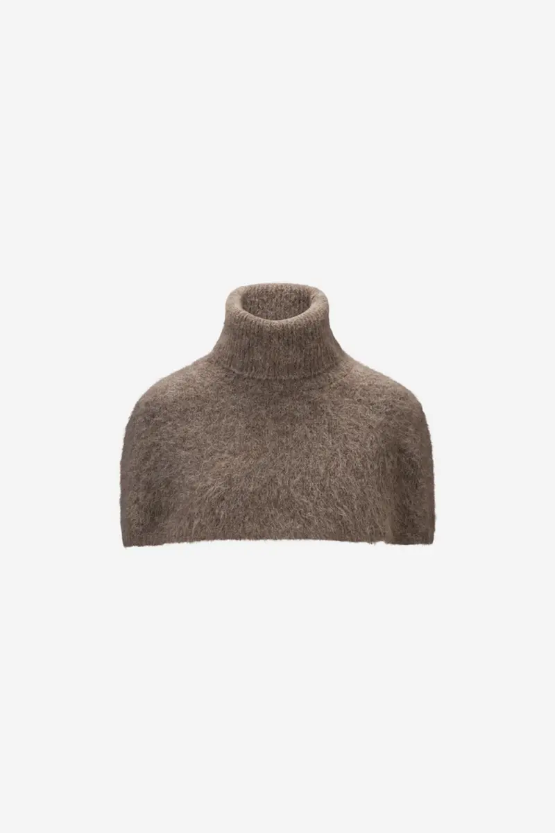 Sylvia Chunky Neck Brown