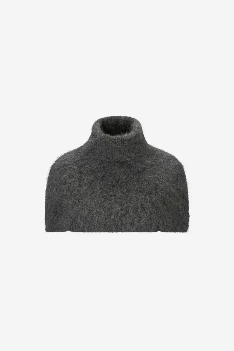 Sylvia Chunky Neck Charcoal