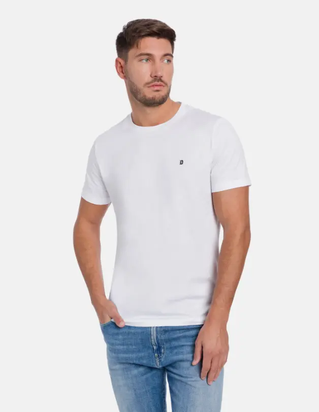 T-Shirt D Logo