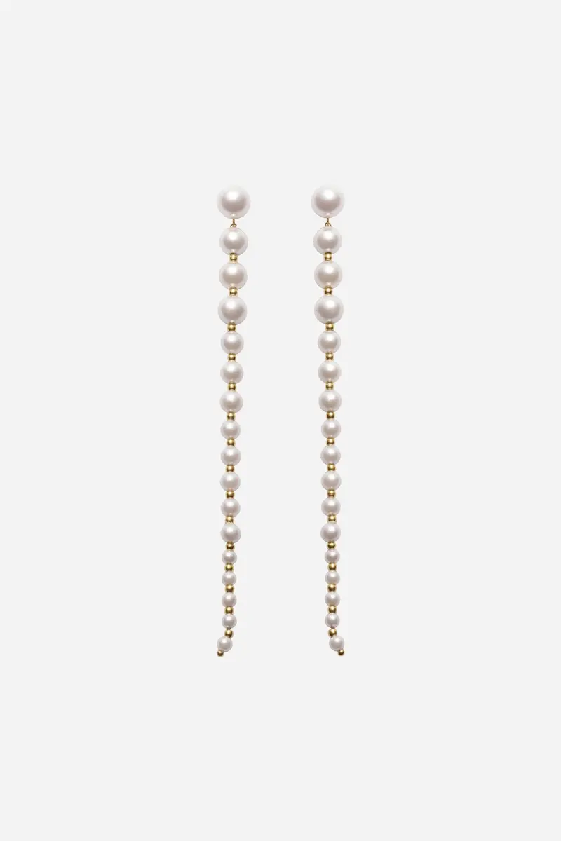 The Long Pearl Earrings
