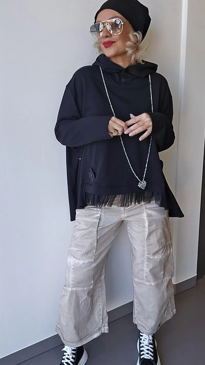 Tulle hette genser svart