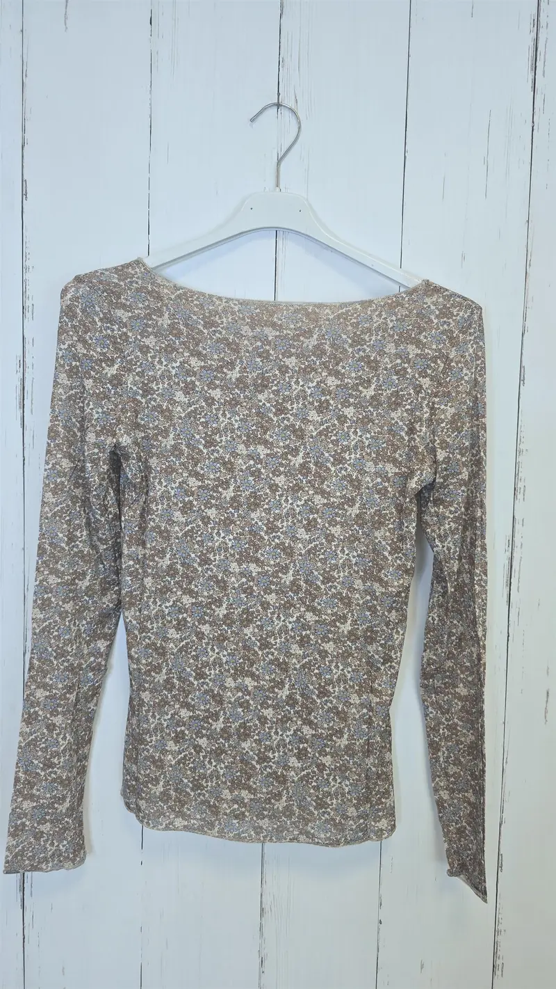 Tynn topp med blomsterprint brun