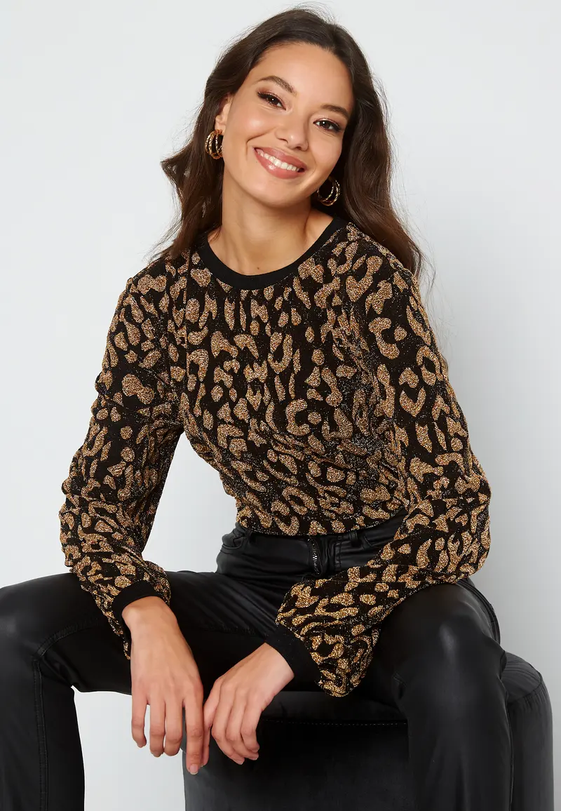 Tyra Top