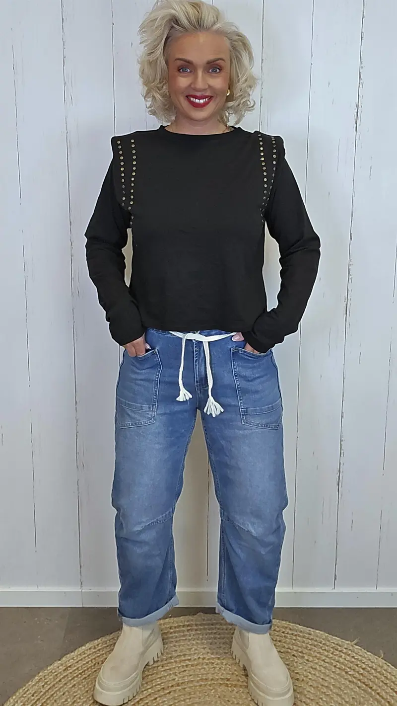 Uma jeans med flettet belte Blå