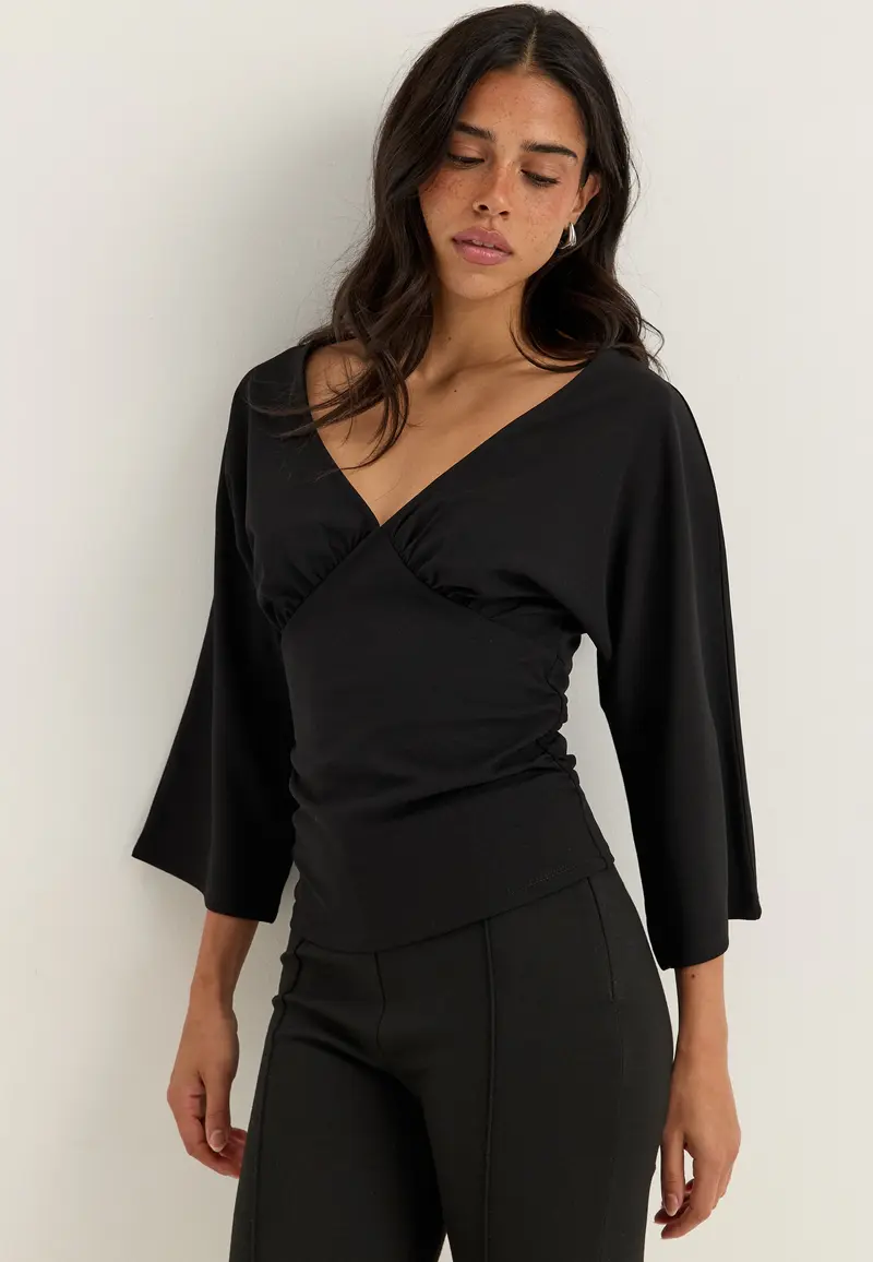 V-neck Batwing top