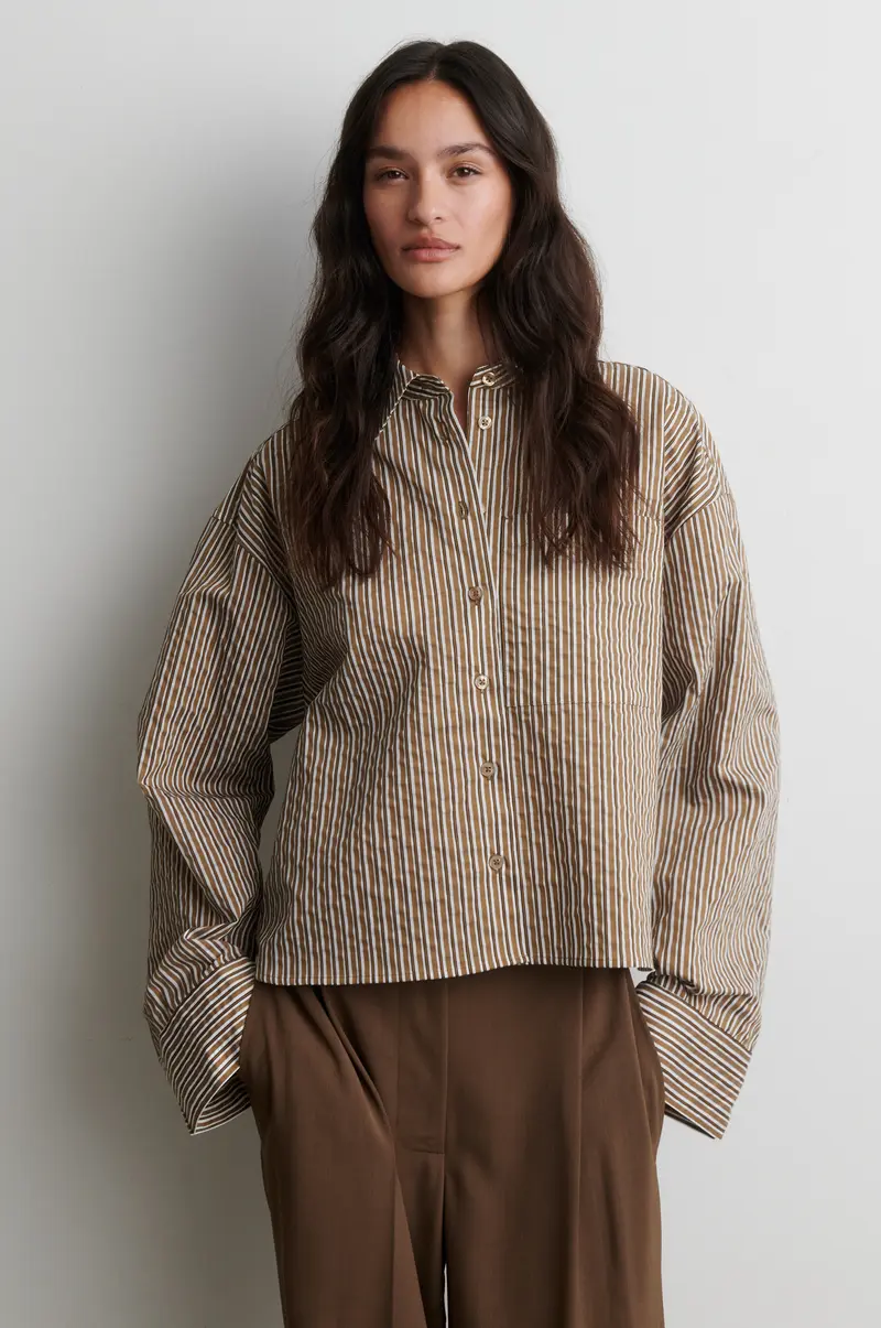 Vena Cropped Shirt