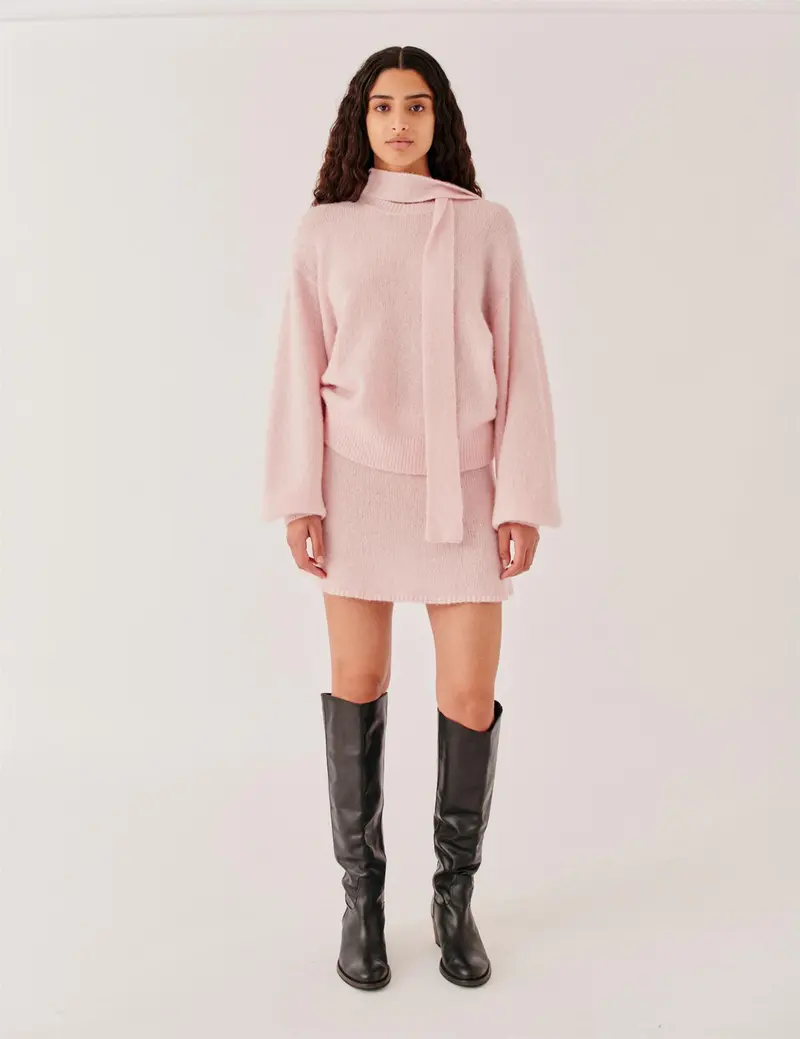Verona Slim Scarf Sweater