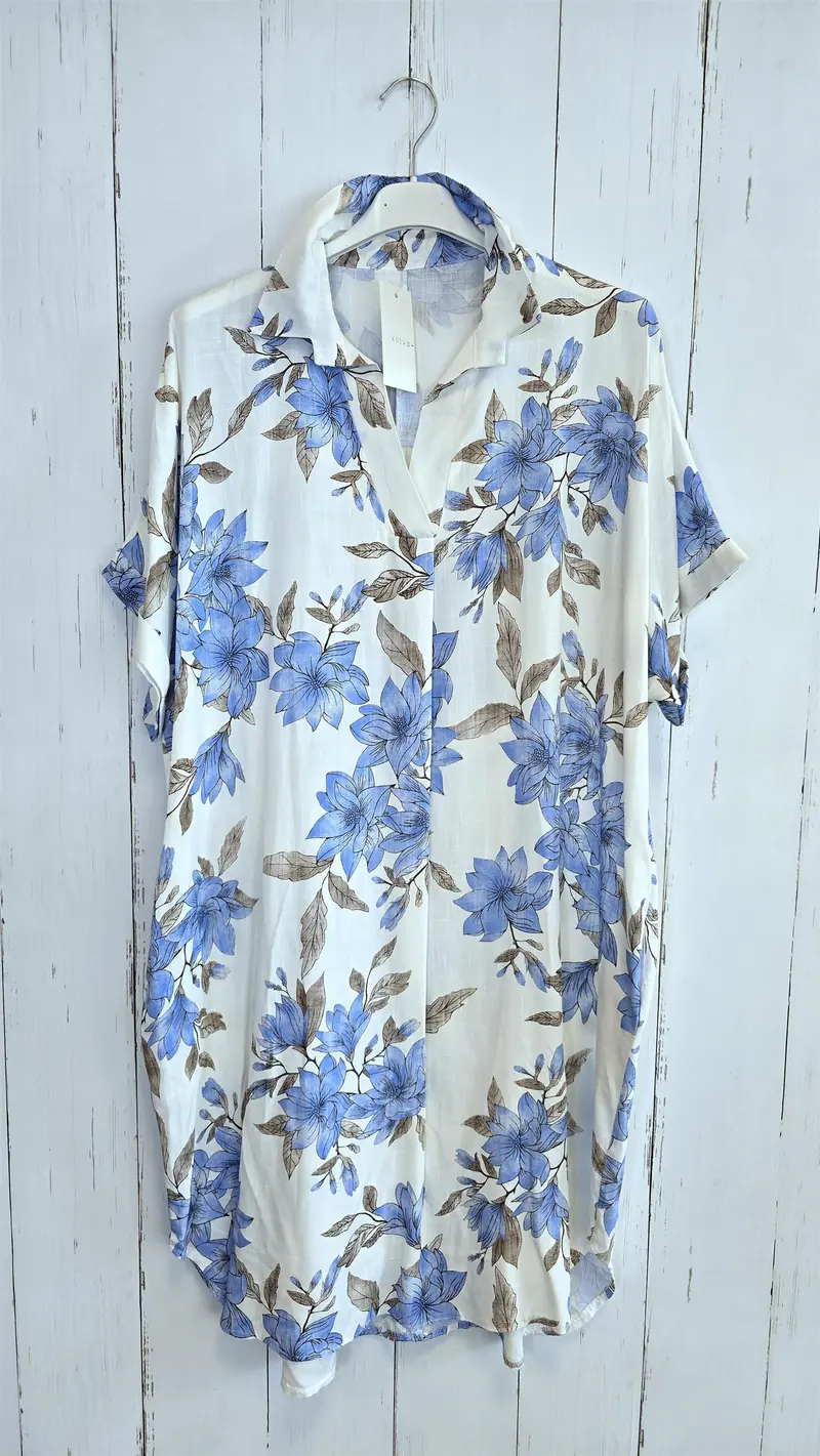 Veronika viskosekjole med blomsterprint blå