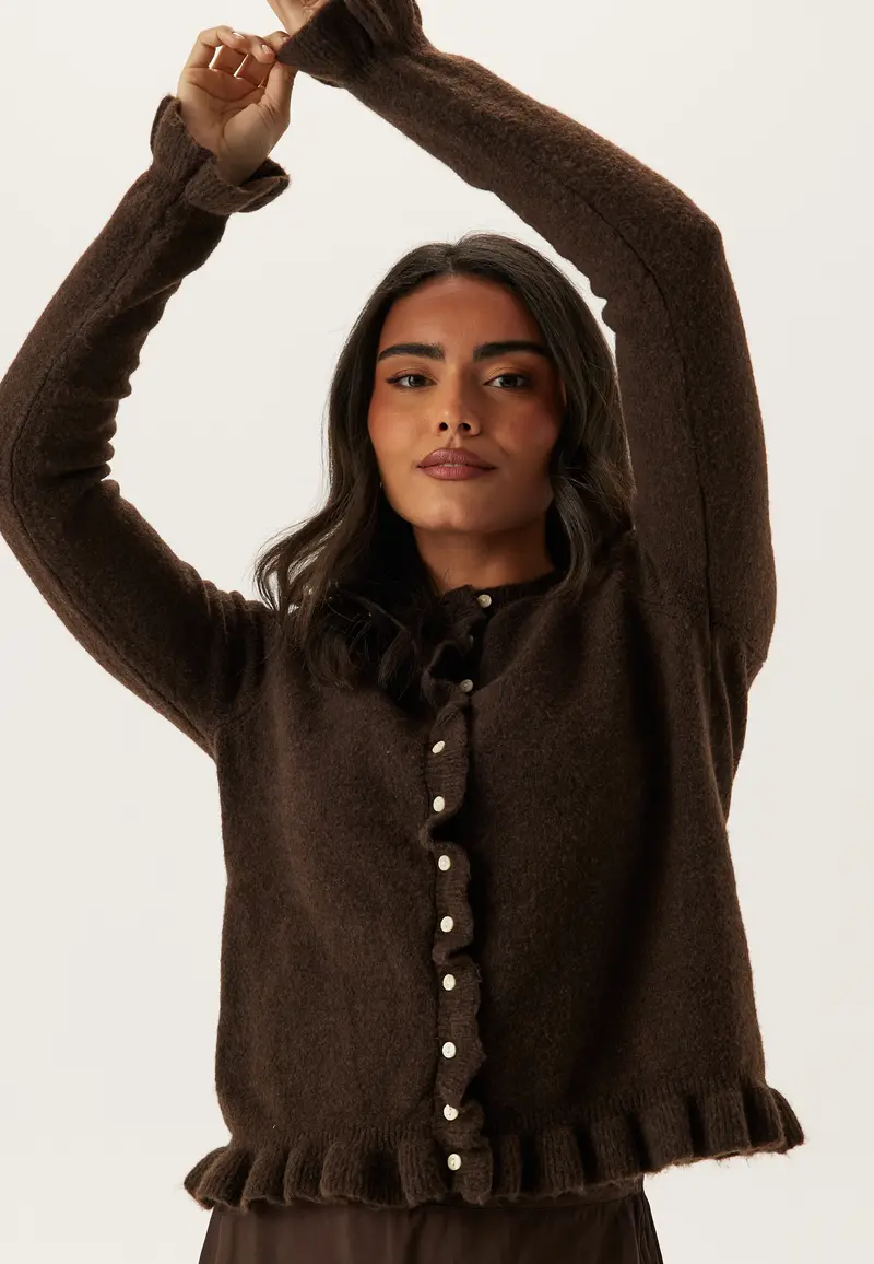 Vijacia O-neck L/S FRILL KNIT