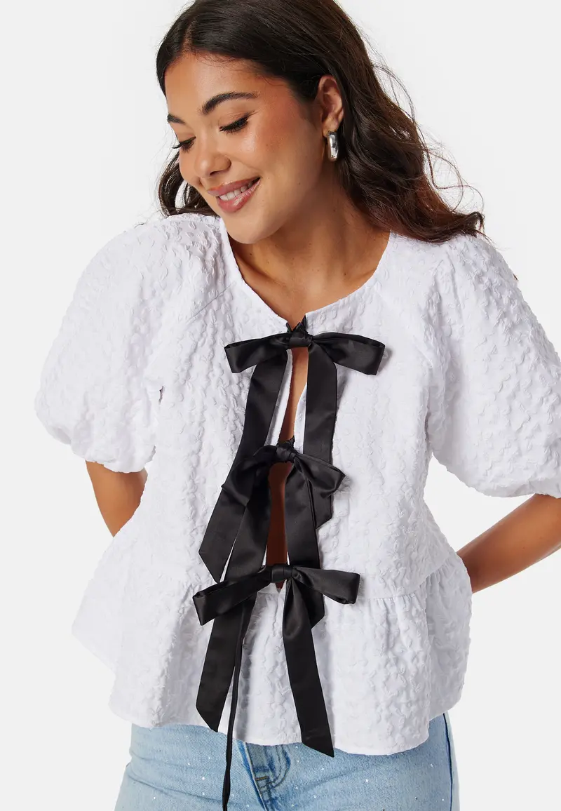 Vmofelia 2/4 Bow Detail Top