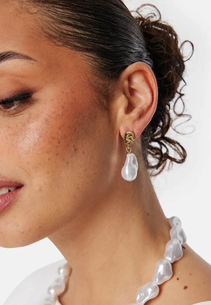Vmshira Earrings