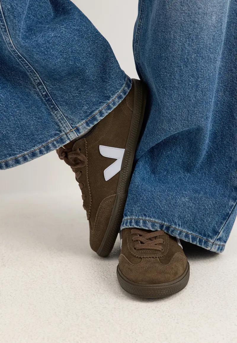 Volley Sneakers