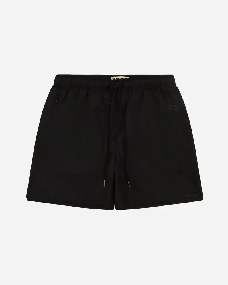 W Haiden Tech Shorts - Black