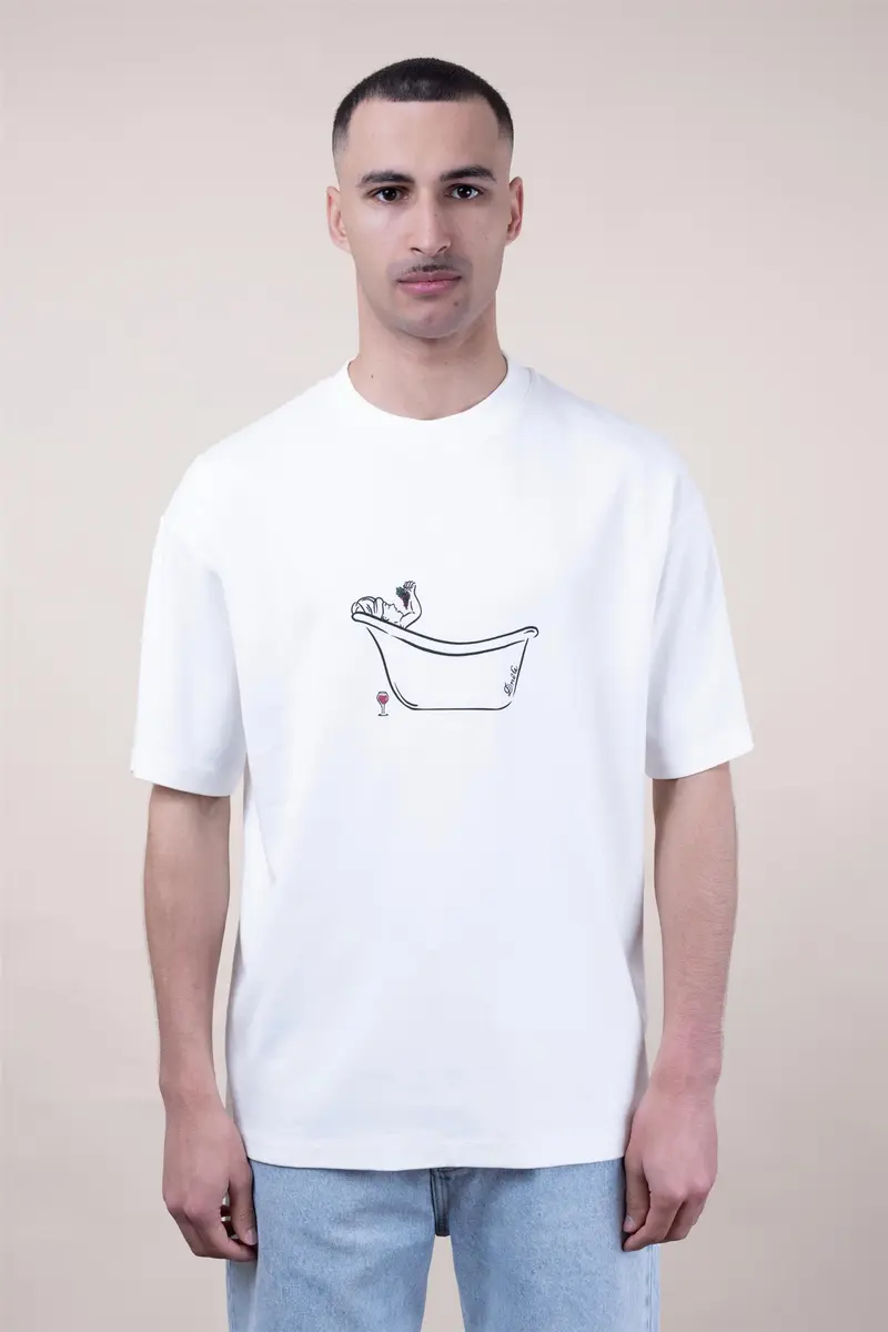 Wine Bath T-shirt Offwhite