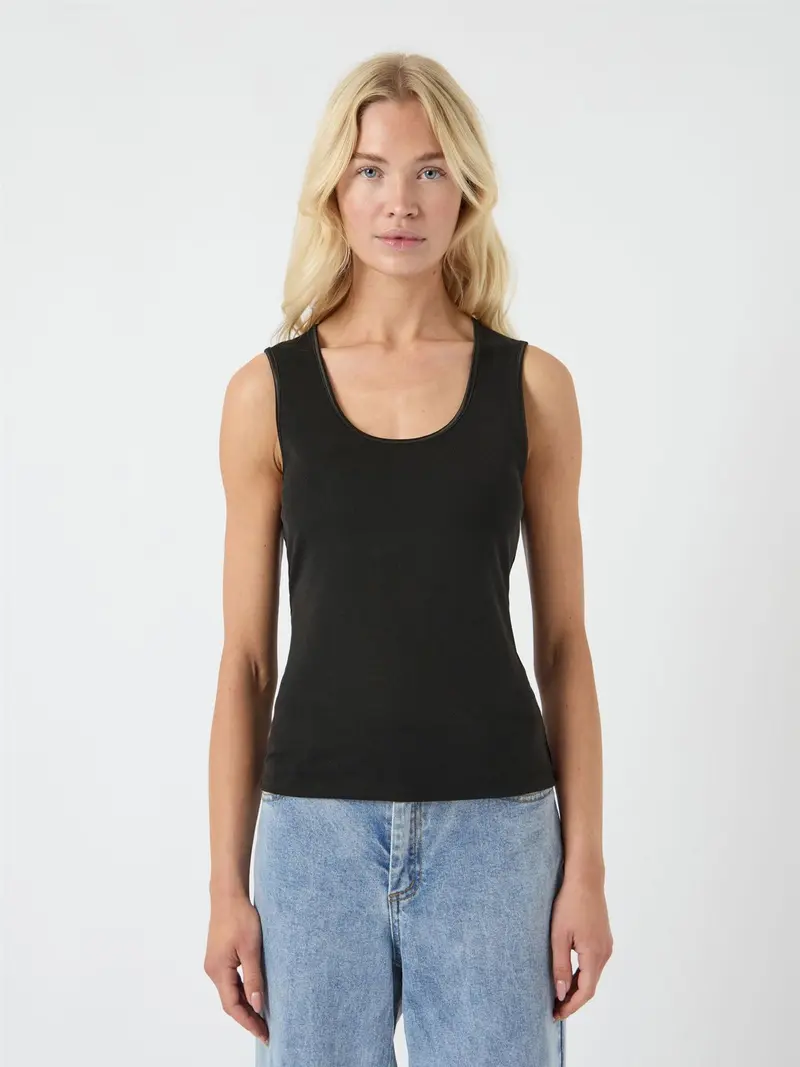 YasPaloma Tank Top Black