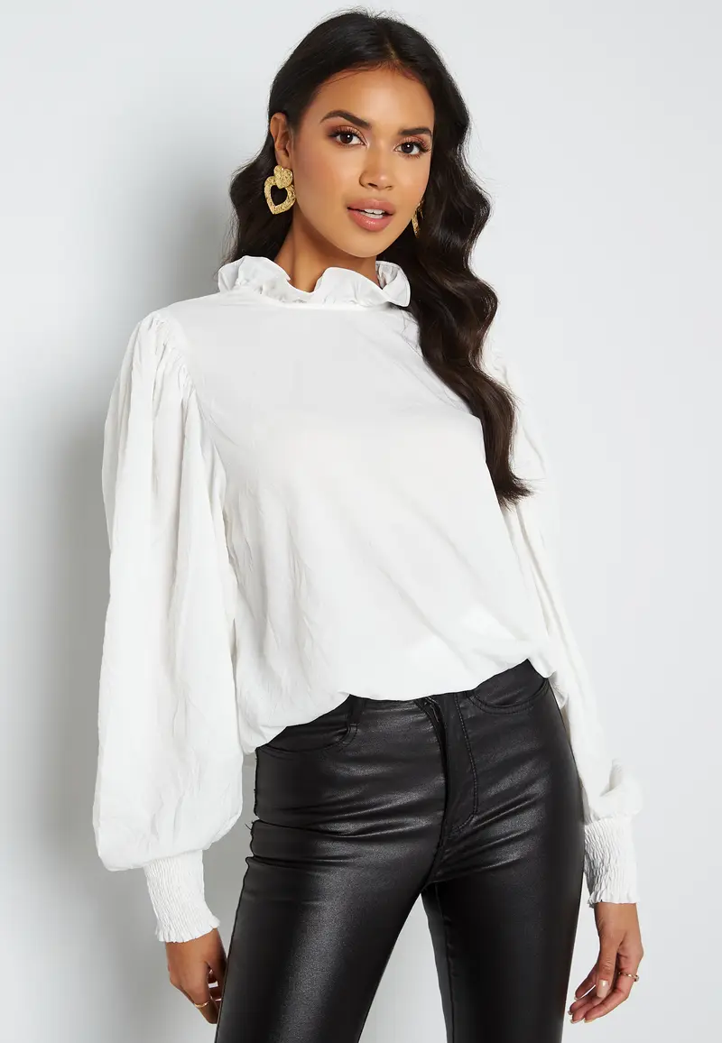 Yomi High Neck L/S Top