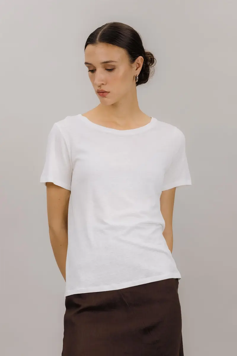 Zaneta Tee