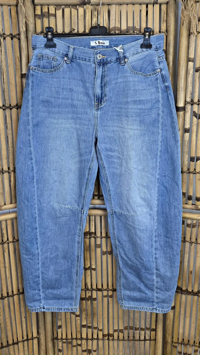 Zelda Barrel jeans