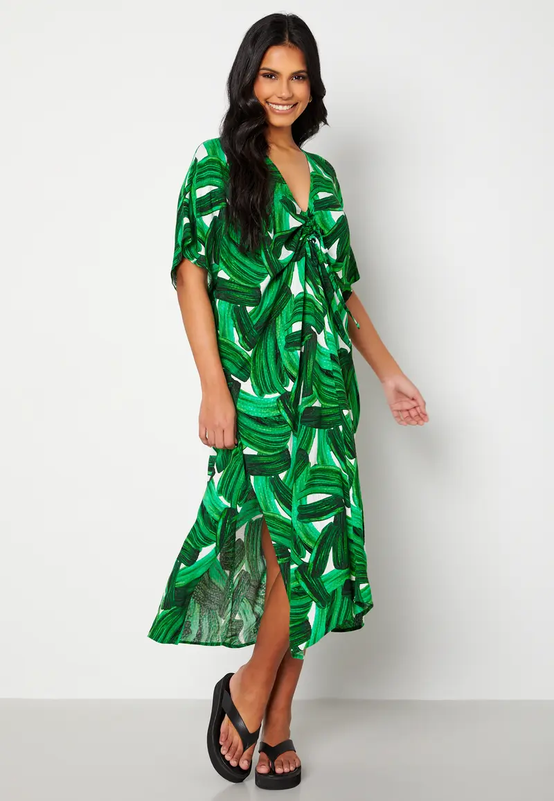 Zugina 2/4 Sleeve Midi Caftan